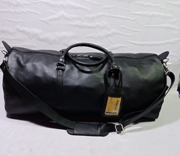 Shoulder and hand carry travel duffle bag