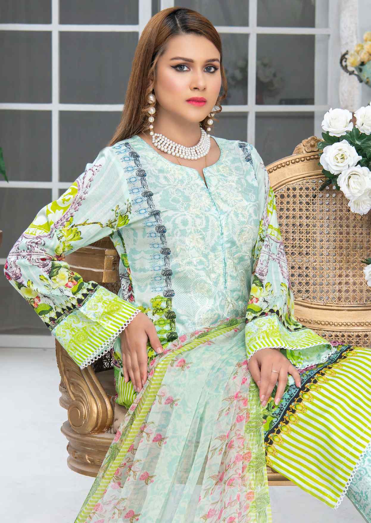 Mariam Ayesha Embroidered 3 Piece Lawn Collection 2022 by Shahzeb Textile