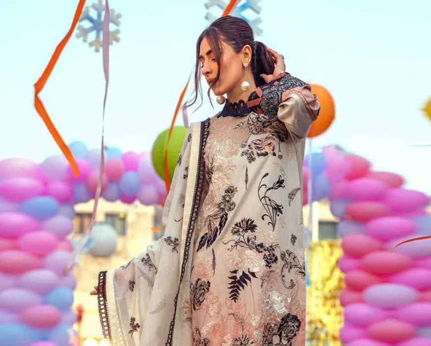 Asifa Nabeel Luxury Lawn Collection 2022