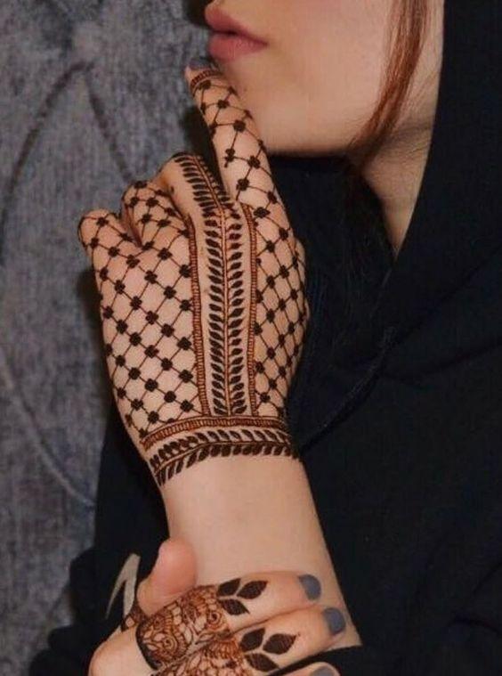 Women's Day 2024: Celebrating Her Beauty With These Exquisite Mehndi Designs  | HerZindagi