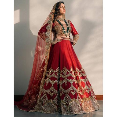 Zara Noor Abbas Wearing Sadaf Fawad Khan's bridal wear