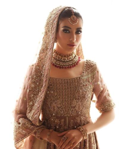 Best bridal makeup idea by Munazza Rizwan (10)