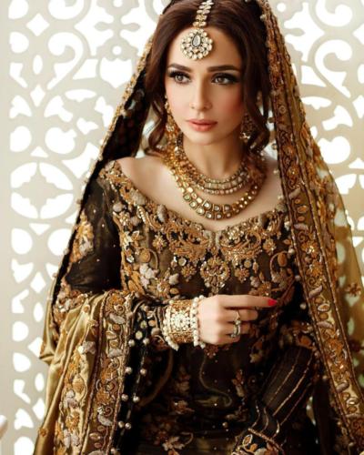 Best bridal makeup idea by Munazza Rizwan (2)