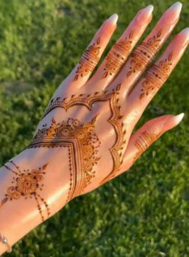 Special-Mehndi-design-easy-and-beautiful-09