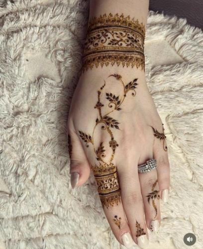 Special-Mehndi-design-easy-and-beautiful-11