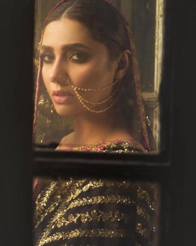 Umar Sayeed bridal collection 2021 featuring Mahira Khan (3)